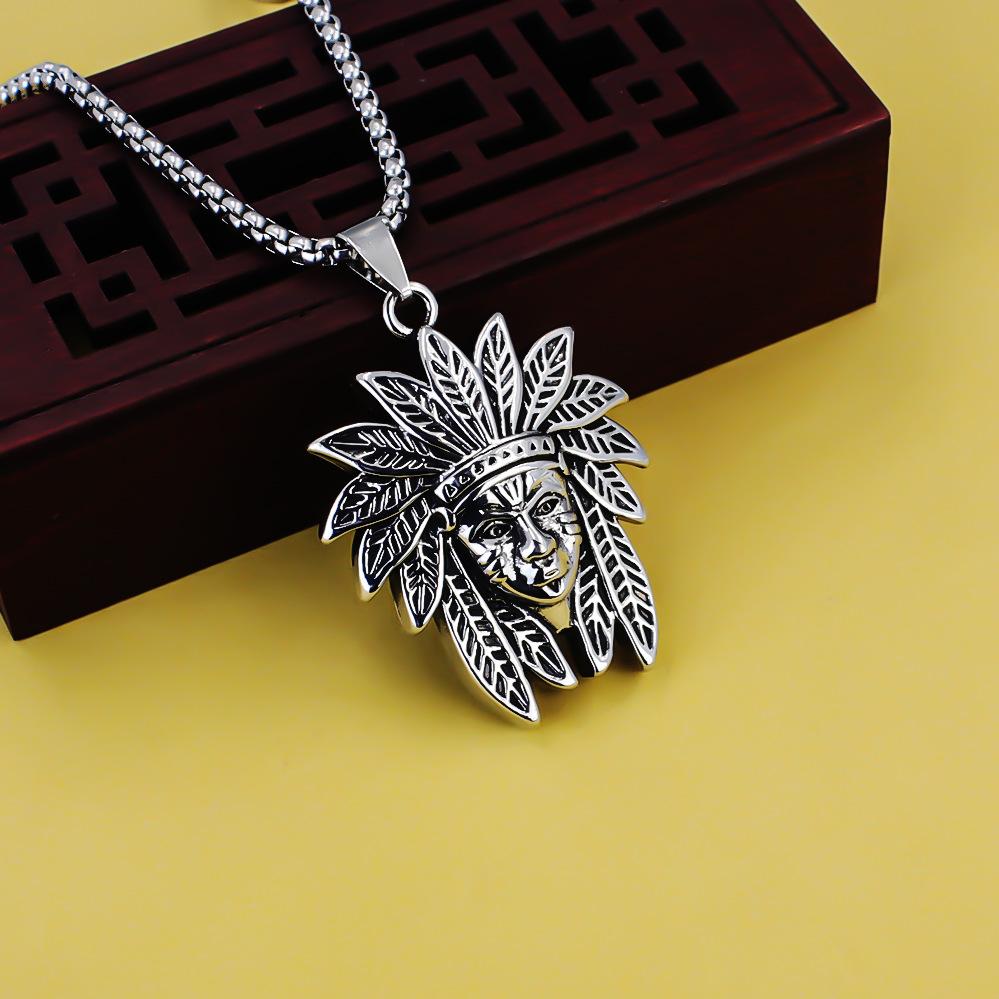 

Necklace Retro Men s Indian Head Savage Tribe Domineering Pendant 50CM(Necklace Size) срібний