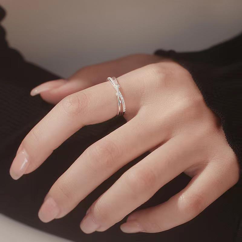 2024 New Style Adjustable Women's Leaf and Branch Ring - Forest-Inspired Korean Luxury Design