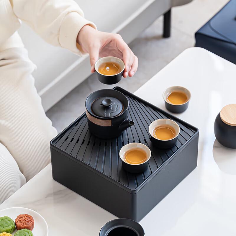 Travel Ceramic Tea Set with Tea-Water Separation Cup