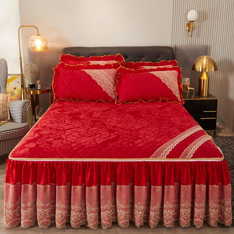 Winter Lace Velvet Fitted Sheet, Bed Skirt, Integrated Bedspread, Removable and Washable Quilted Short Plush Full-cover Plush Bed Cover
