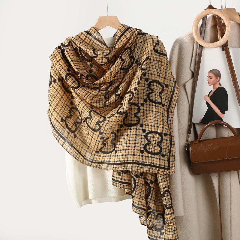 New cotton and linen feel simple color matching letter O scarf fashion travel sunscreen yarn