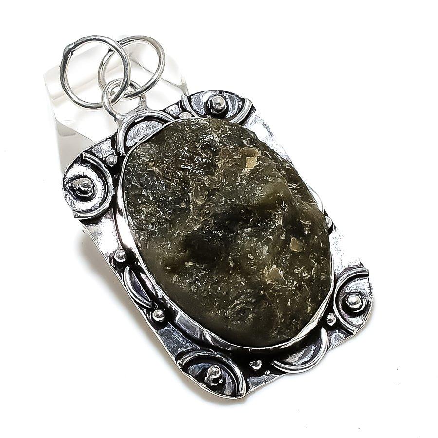 

Labradorite Gemstone Handmade 925 Sterling Silver Jewelry Pendant 2.36 n6s22