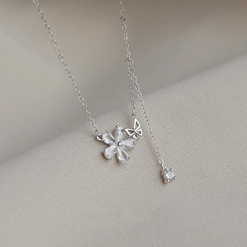 Butterfly Love Flower Necklace Women'S Light Luxury Simple Flower Tassel Drop Necklace Small Fresh Diamond Cherry Blossom Butterfly Clavicle Chain