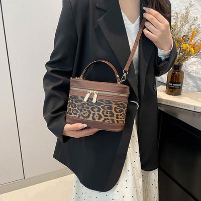 Fashion Round Bucket Bags For Women's Daily Used  Leopard Pattern Crossbody Shoulder Bag For Commuting  Casual Ladies Handbags