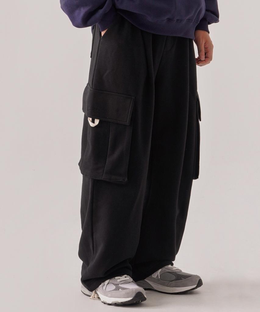 PERSTEP Sloppy Cargo One-Pleat Sweatpants Black Hylp4573