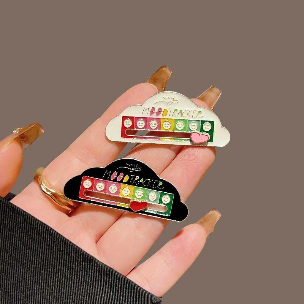 Unisex Mood Energy Brooch: Sliding Metal Badge for Social Expression