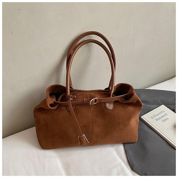 Autumn retro large-capacity suede bag women's 2025 new casual commuter shoulder bag portable tote bag