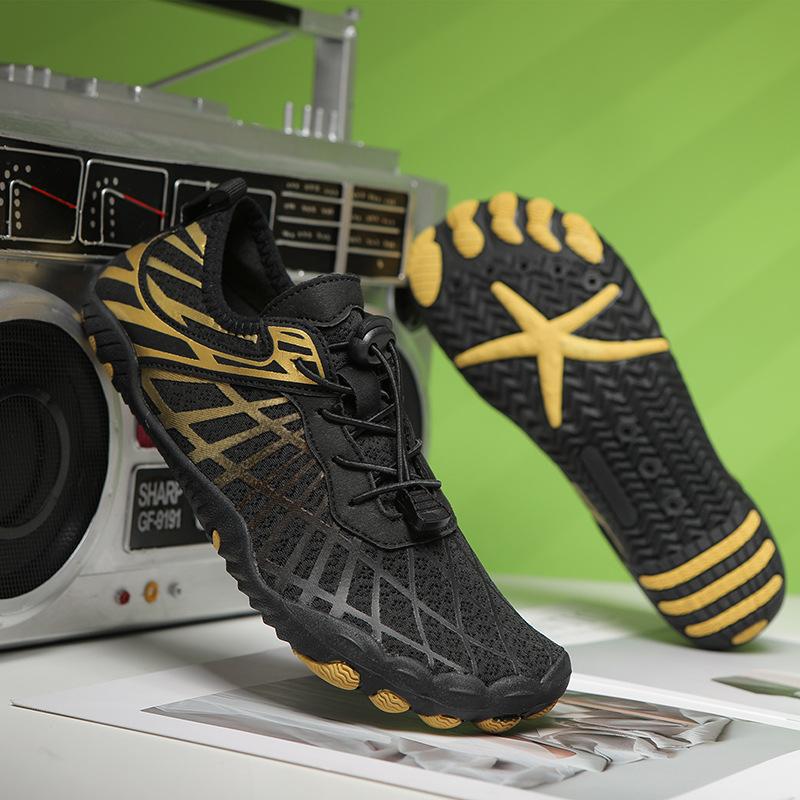 2026 Summer New Outdoor Hiking Wading Creek Shoes Men and Women Quick-drying Breathable Anti-cut Non-slip Beach Shoes