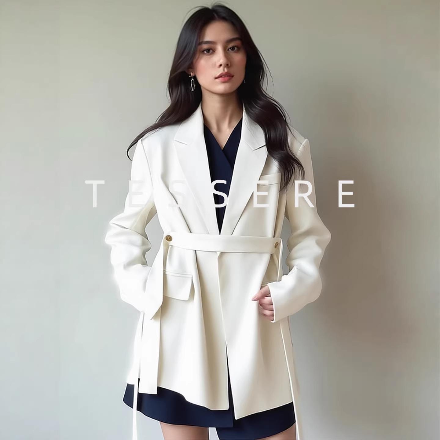 

Fashionable Black and White Slim Loose Suit Jacket with Flowy Mid-Length Sleeves - Plus Size, Autumn/Winter. XL білий