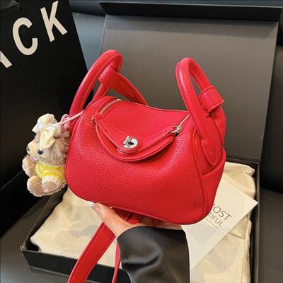 Fashion Handbag Women's New Versatile Large-capacity Shoulder Messenger Bag