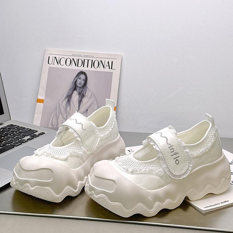 

9 Лето новая Юаньтун полая надпись с модной повседневной сумкой голова одинарная обувь женская 40 жемчужина белый