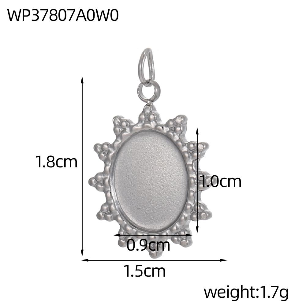 CARLIDANA Trendy 3D Spaceman Astronaut Pendant Space Themed Gold Plated DIY Accessories Stainless Steel Moon Heart Jewelry Charm