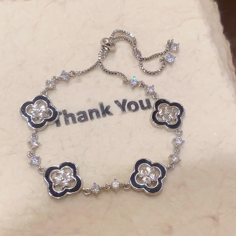 Браслет с цветами и ромбами из циркона: Элегантный, Универсальный Роскошный Браслет-Браслет для Женщин