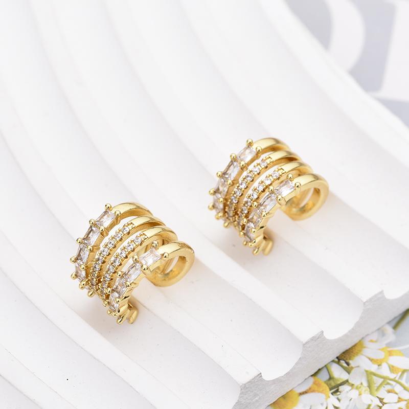 Fashion Layered C Shape Ear Clip Earrings Woman Cartilage Fake Piercings Ear Cuff Zircon Geometric Jewelry Gold Silver Color