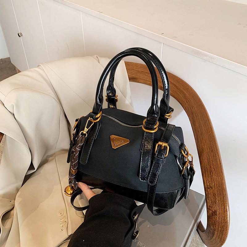 Fashion Portable Commuter Bag Women's New Versatile Shoulder Messenger Bag