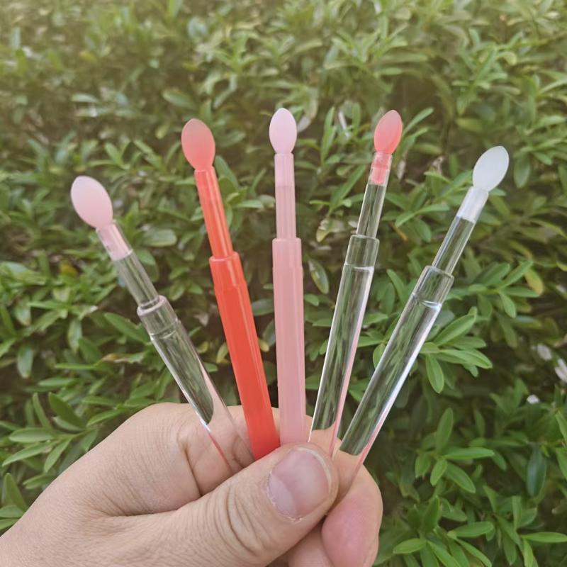 1 Pack Silicone Lip Brushes With Soft Tip Dustproof Cover For Daily Makeup Travel Lip Gloss Use