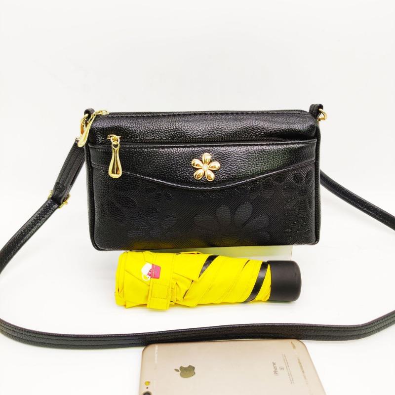 Summer new middle-aged and elderly mothers trend fashion embossed large capacity shoulder oblique span bag women