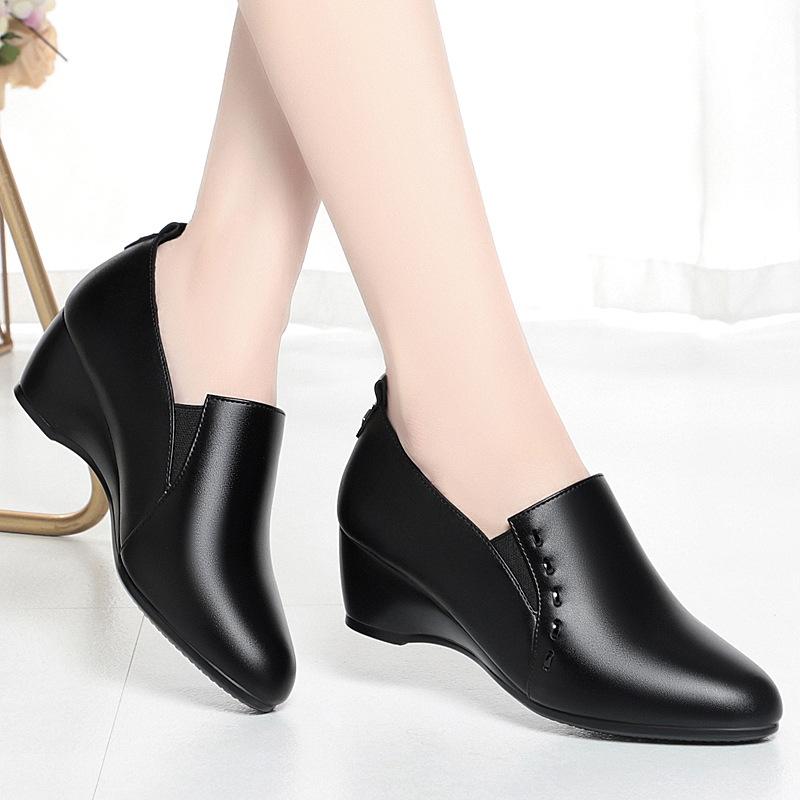

Модная весенняя обувь для мамы на низком каблуке, кожаные туфли-лодочки из мягкой кожи, на мягкой подошве, удобные лоферы, элегантные для среднего и пожилого возраста 35