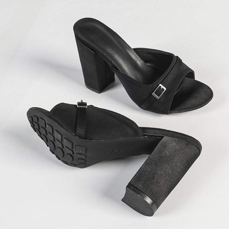 Liyke New Design Non-Slip Bottom Women Slippers Gladiator Sandals Cozy Silk Open Toe Square High Heels Slides Shoes Mules Female