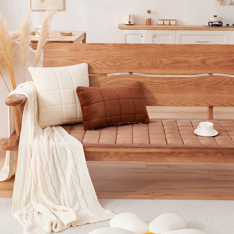 Plush Thickened Non-Slip Sofa Cushion Plaid Autumn and Winter Warm and Simple Living Room Solid Wood Sofa Cushion Cover Cloth