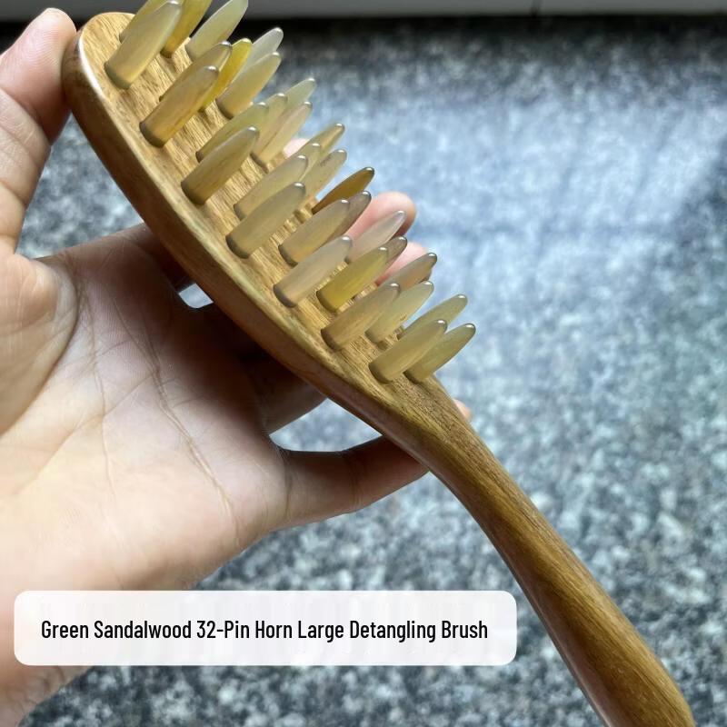 Green Sandalwood Horn Massage Comb