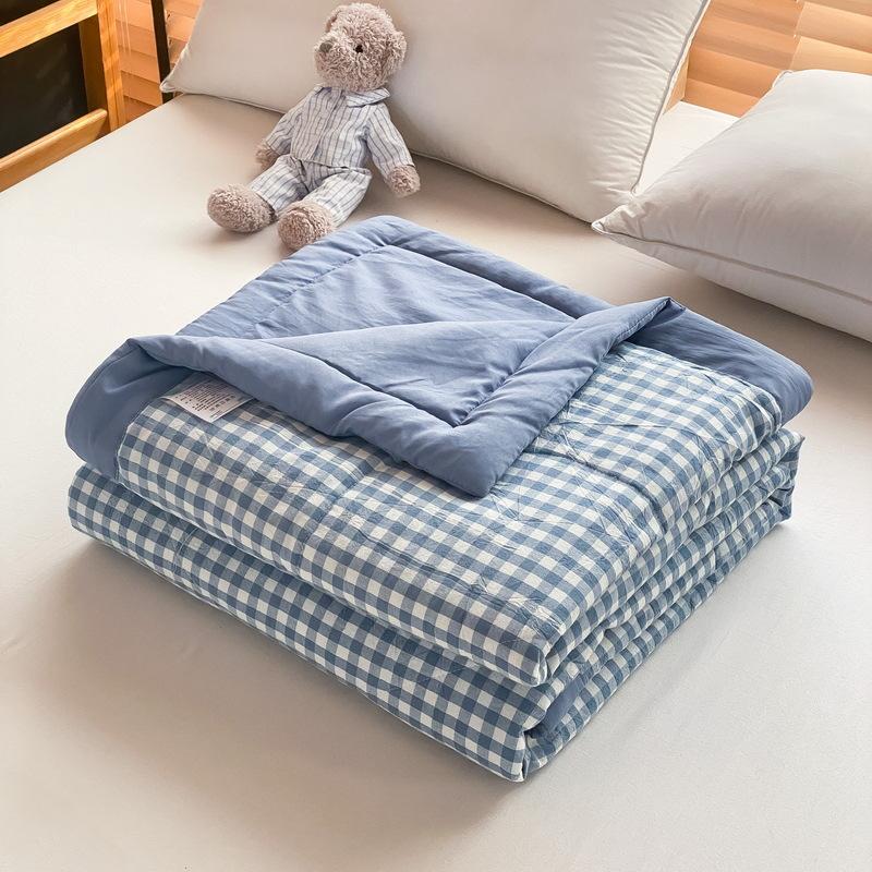 Japanese Plaid Printed Summer Thin Quilt Simple Breathable Air Conditioning Blanket for Office Soft Home Decoration for Bedroom