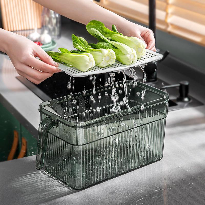 Large Capacity Transparent Plastic Refrigerator Storage Box with Draining Lid