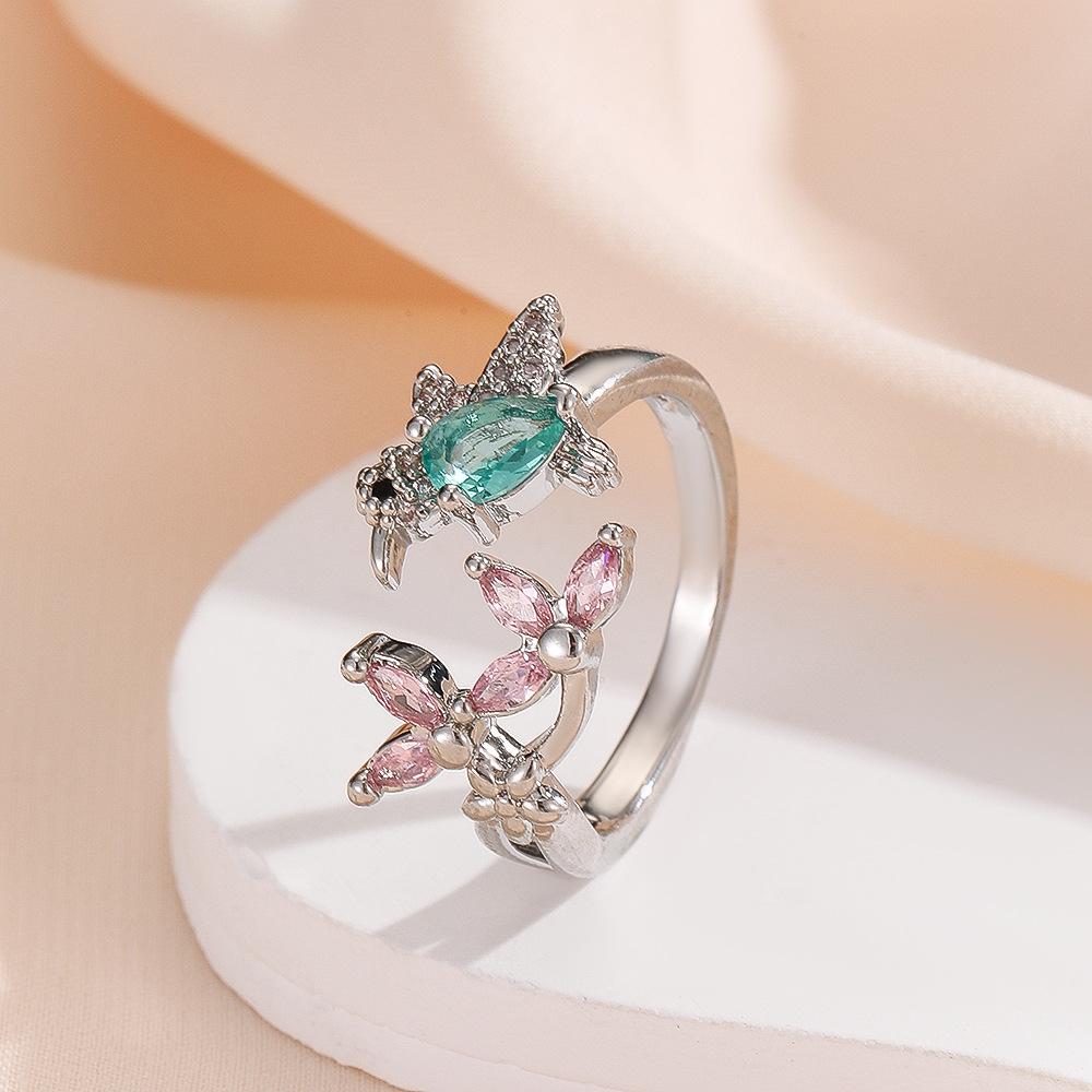 European and American Popular Bird Ring, Female Personality, Fashion, Pink, Emerald Colored Rings