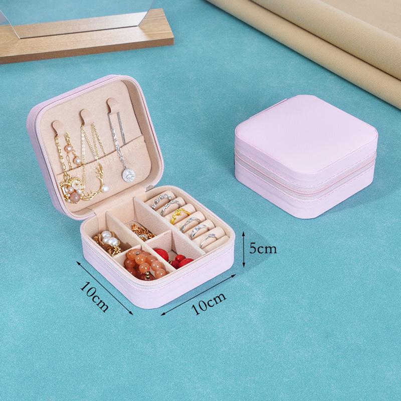 

Vintage Zipper Portable Jewelry Storage Box for Travel & Gifts - Ideal for Stud Earrings & Rings 10x10x5 cm светло-розовый