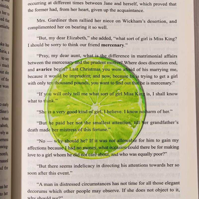 Acrylic Grape Tomato Apple Bookmark – Cute, Transparent, High-End Student Gift and Reading Marker