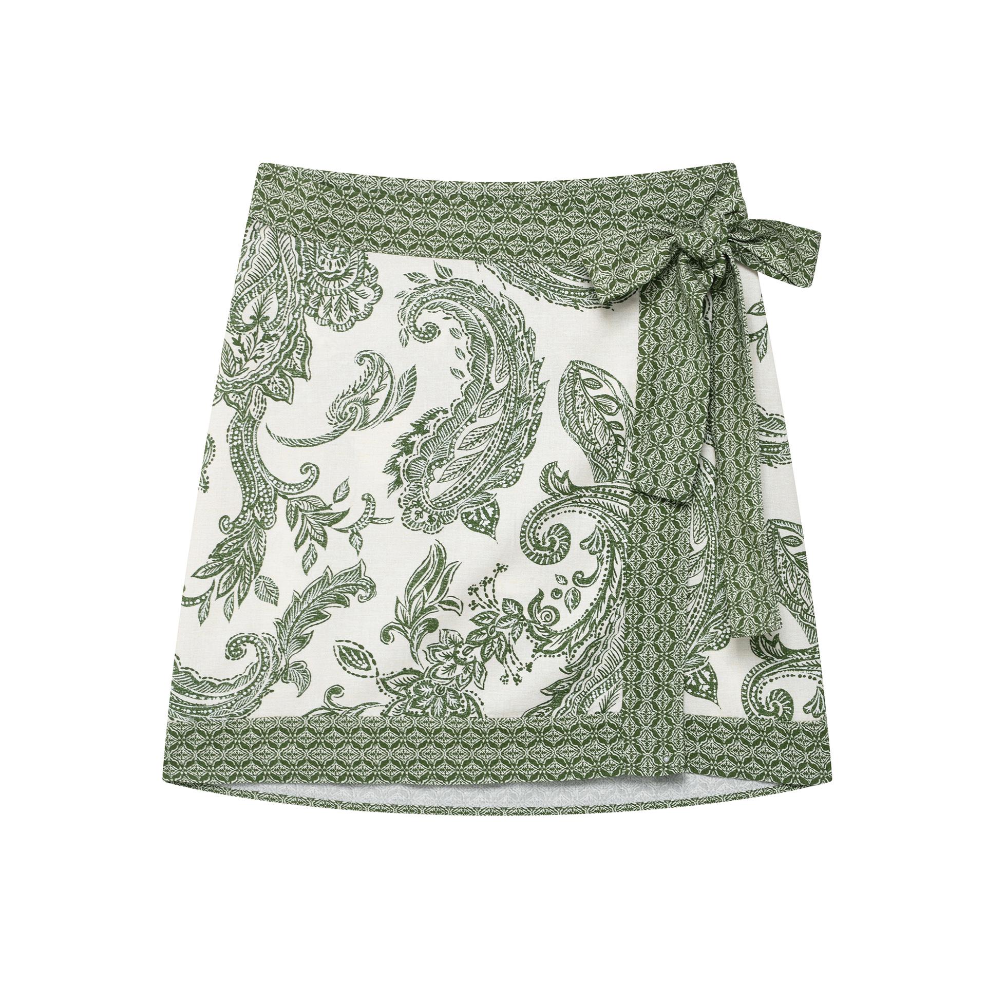 

Europe & US Fashion Women s Long-Sleeve Printed Loose Shirt + Short Skirt Set XS