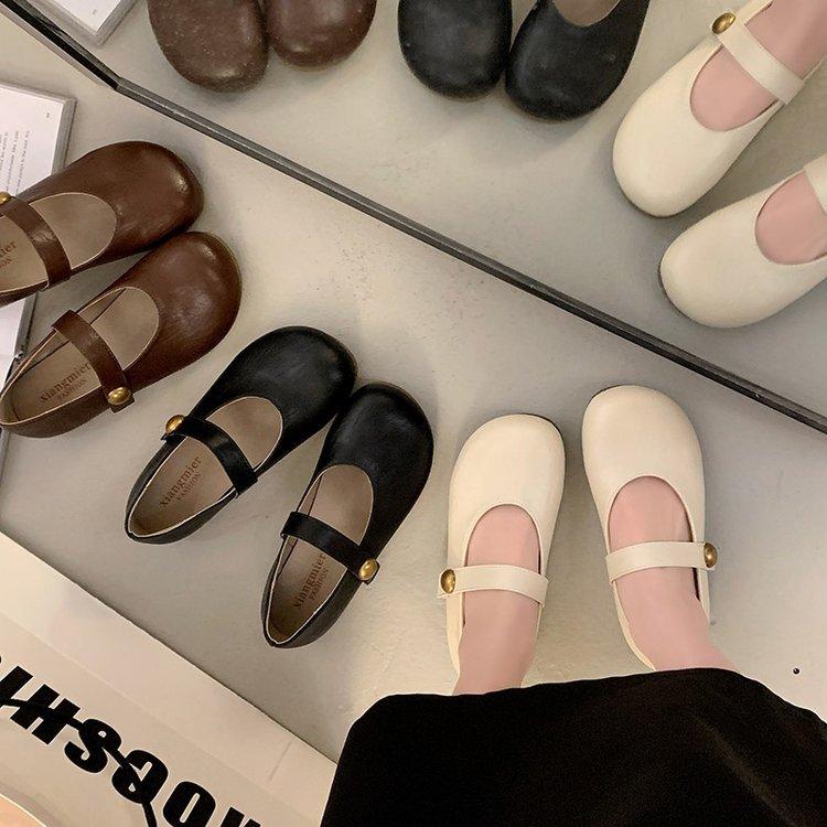 Fairy wind Mary Jane Velcro single shoes 2025 spring new Korean version soft-soled square head shallow mouth flat-soled Doudou shoes