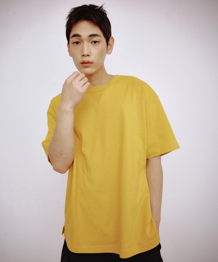 Kallapataleu Back Deer Graphic Short-Sleeved T-Shirt - Yellow