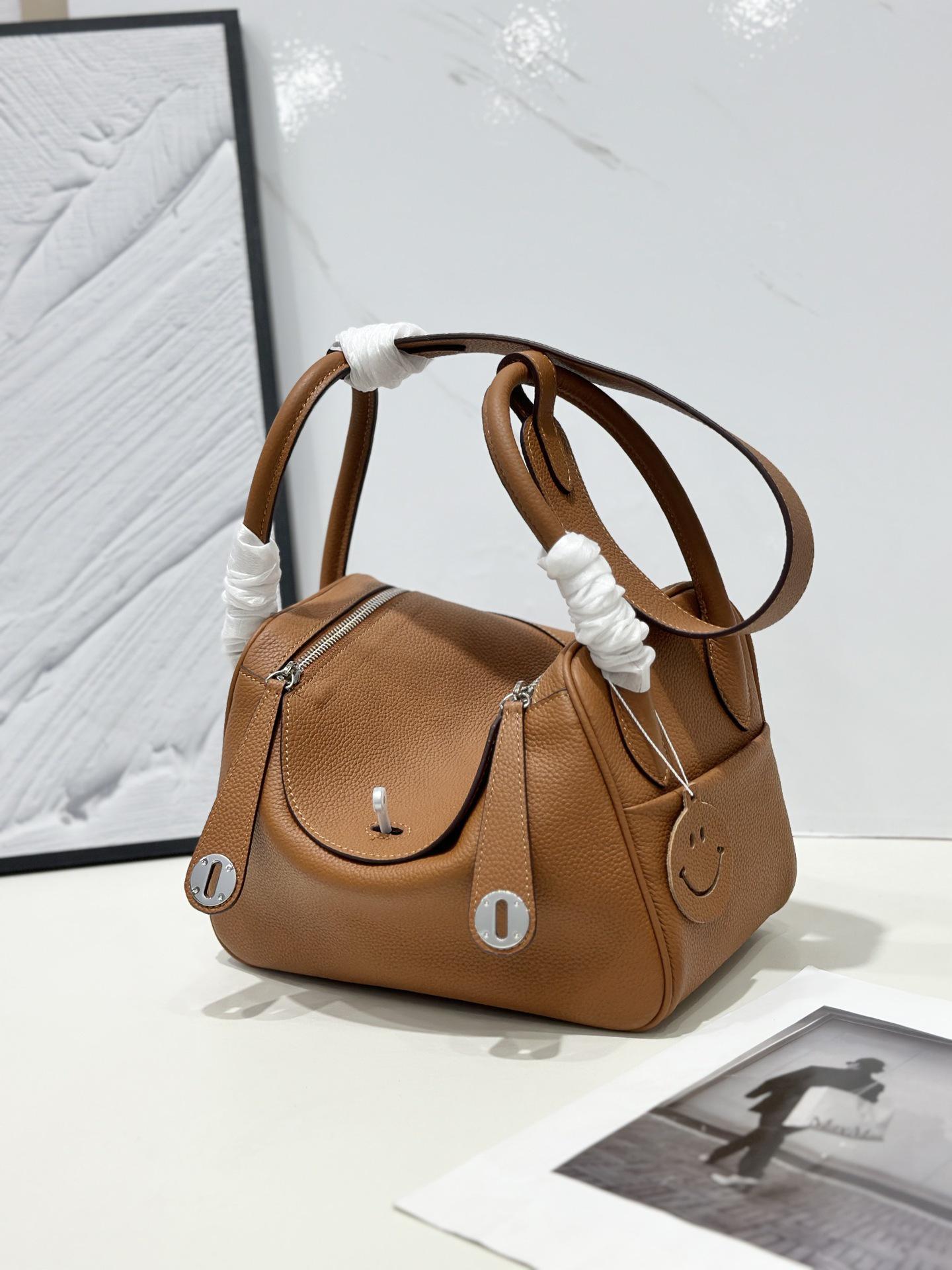 

2024 Сумка Lindy з натуральної шкіри з пальмовим візерунком для жінок - у стилі лікаря, портативна на плече та через плече 25 cm