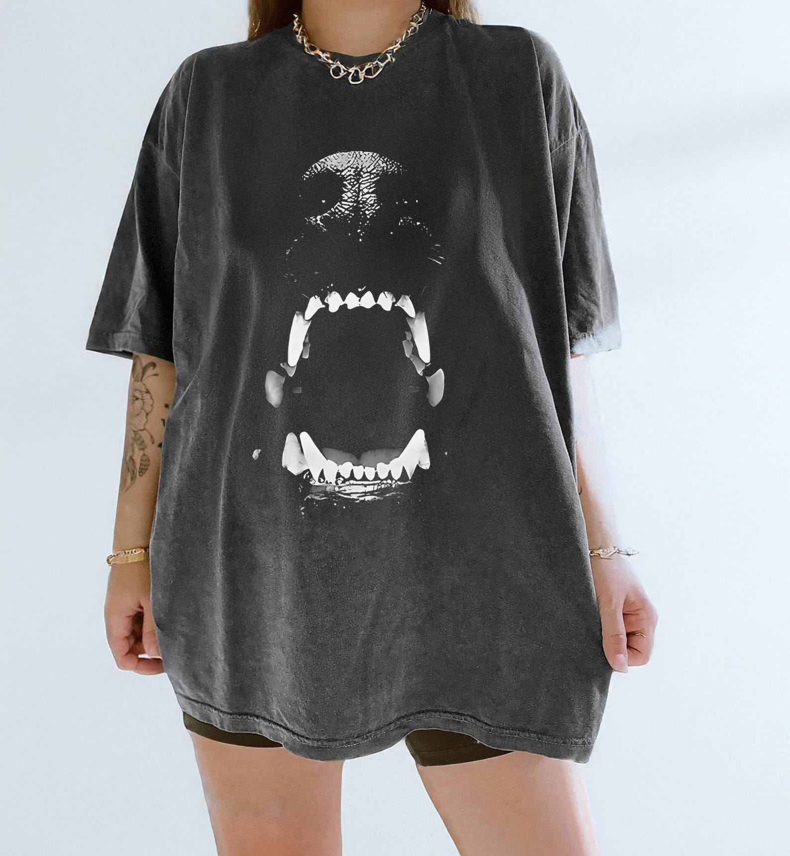 Vintage Dog Teeth T-shirt. Retro Doberman Tee XL