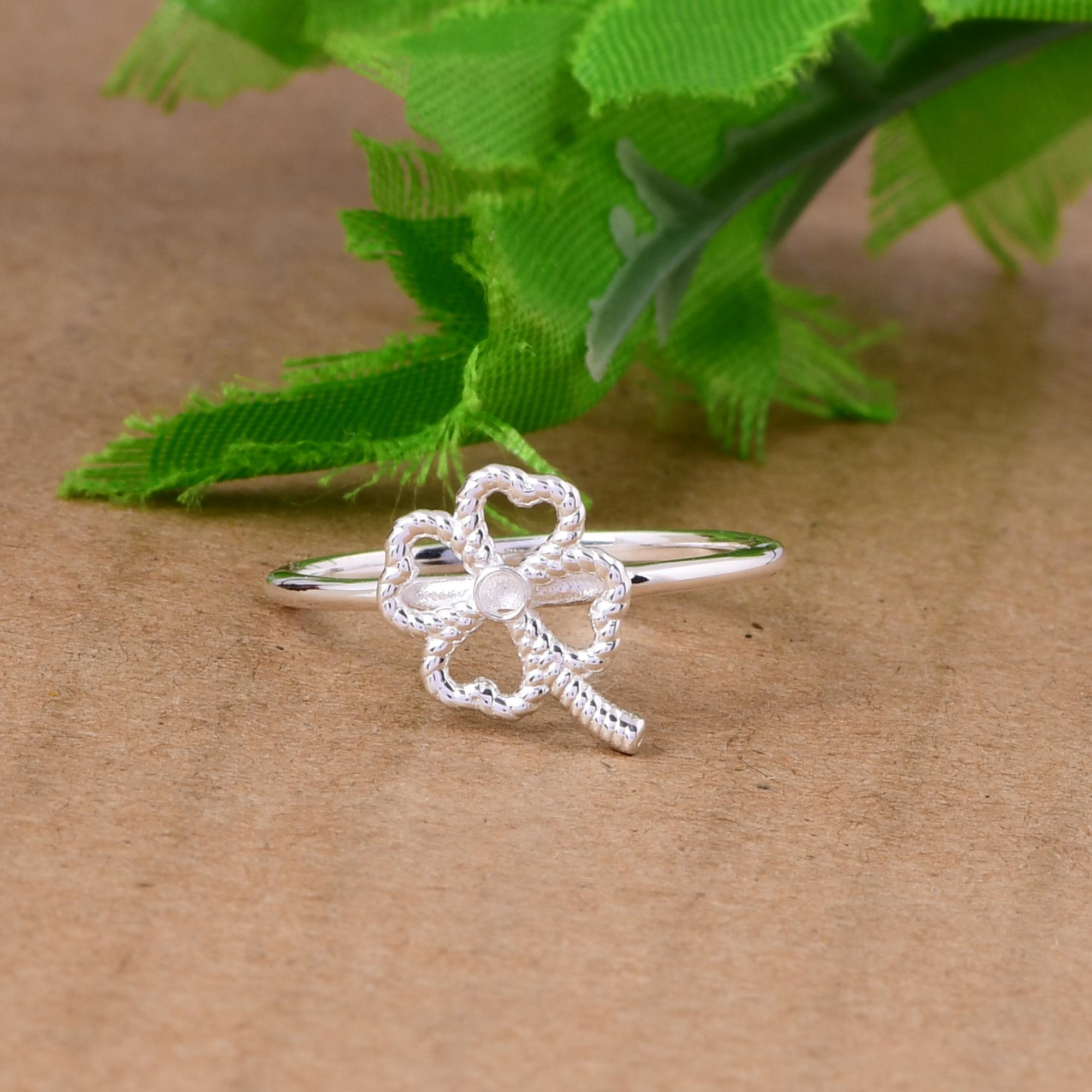 Sterling Silver Clover Ring, Lucky Charm Ring, Minimalist Floral Ring, Handmade Dainty Jewelry, Everyday Silver Ring 5