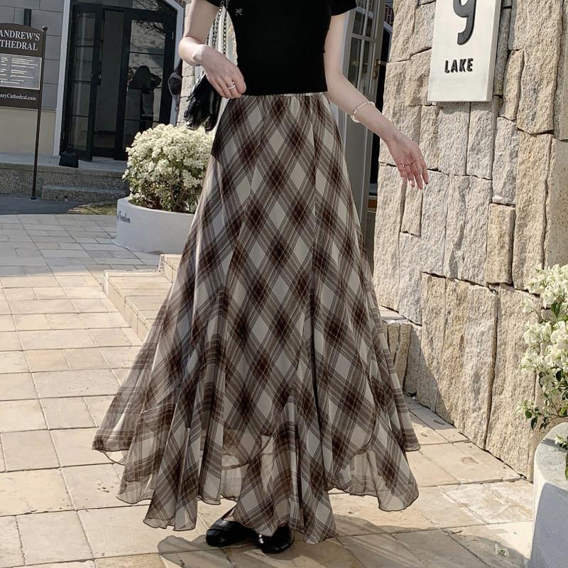 Qooth Plaid Ruffle Midi Skirt Coffee Brown Elastic Waist Polyester Skirt QT2879