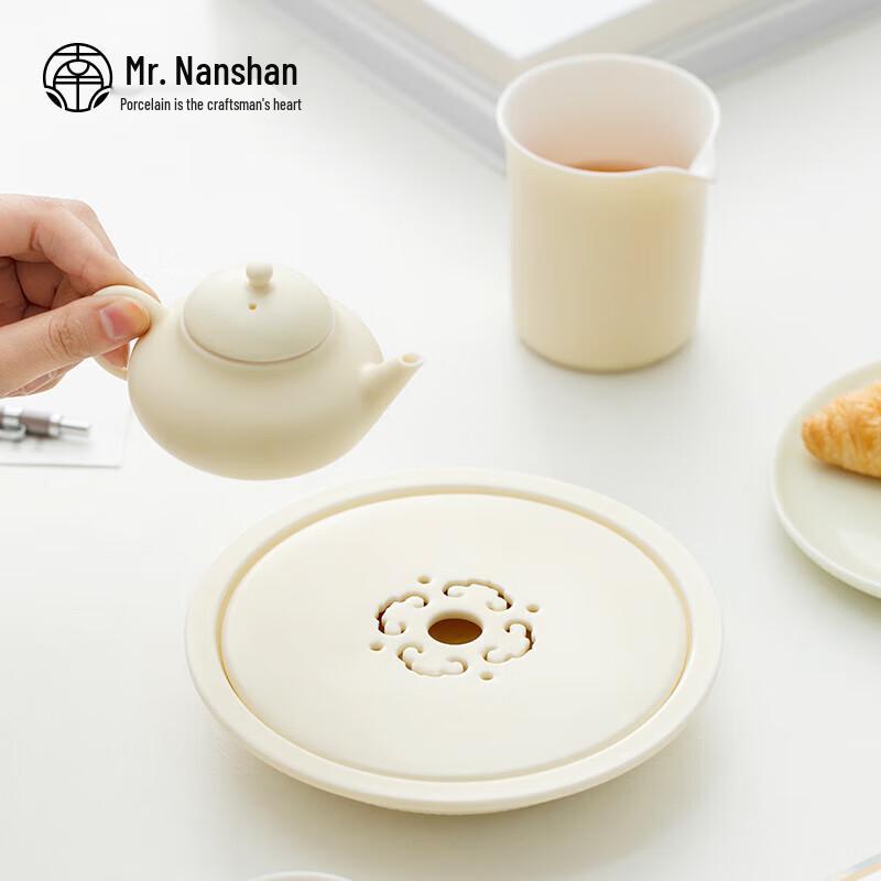 Ceramic Kung Fu Teapot with Holder