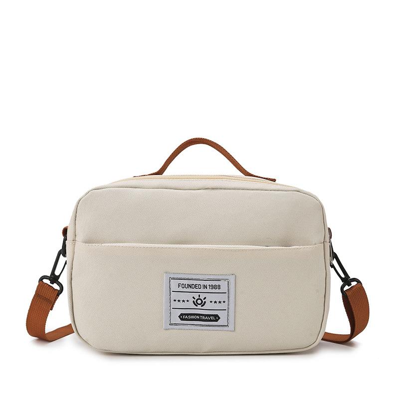 

Стильная и простая косметичка с разделением на сухое и влажное, наплечная сумка бежевый