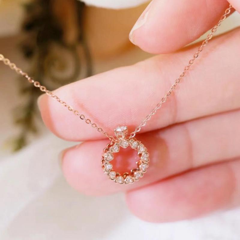 Luxury Round Heart Necklace for Women: Niche Design, Simple Cool Style - Summer 2022