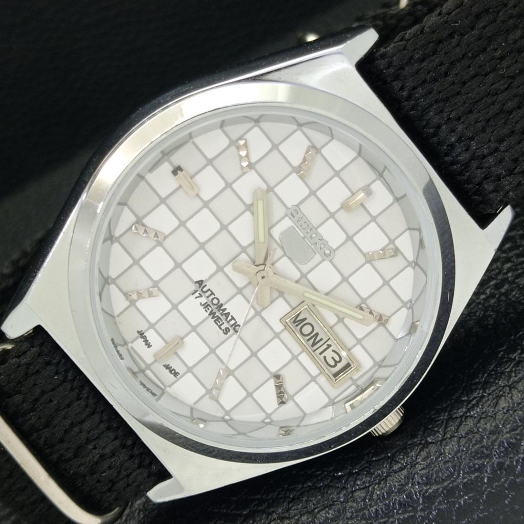 

Seiko 5 АВТОМАТИЧЕСКИЕ ЯПОНСКИЕ МУЖСКИЕ ЧАСЫ 6309A ВОССТАНОВЛЕННЫЕ ЦИФЕРБЛАТ БЕЛОГО ЦВЕТА a440295-4 Sk-a440295