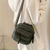 Modische Corduroy Canvas Umhängetasche für Damen, niedlich und kompakt, japanischer Universitätsstil, Schultertasche, geeignet für den Weg zur Arbeit
