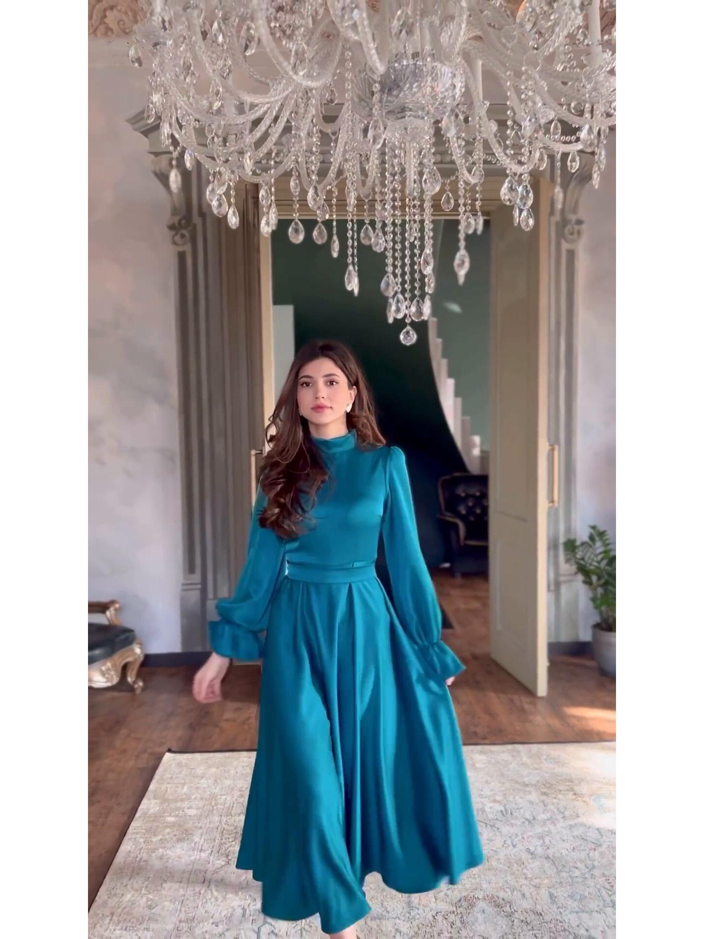 

2025 Autumn High-Waisted Elegant Women s Ruffle Long Sleeve A-Line Dress XL