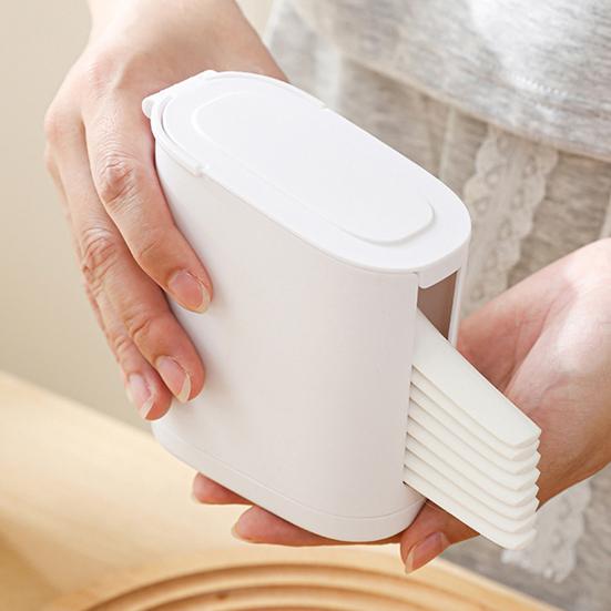 Spoon Storage Box Kitchen Cutlery Organizer Bottom Design Easy to Dust-Proof Cover Hollow Clean Spoon