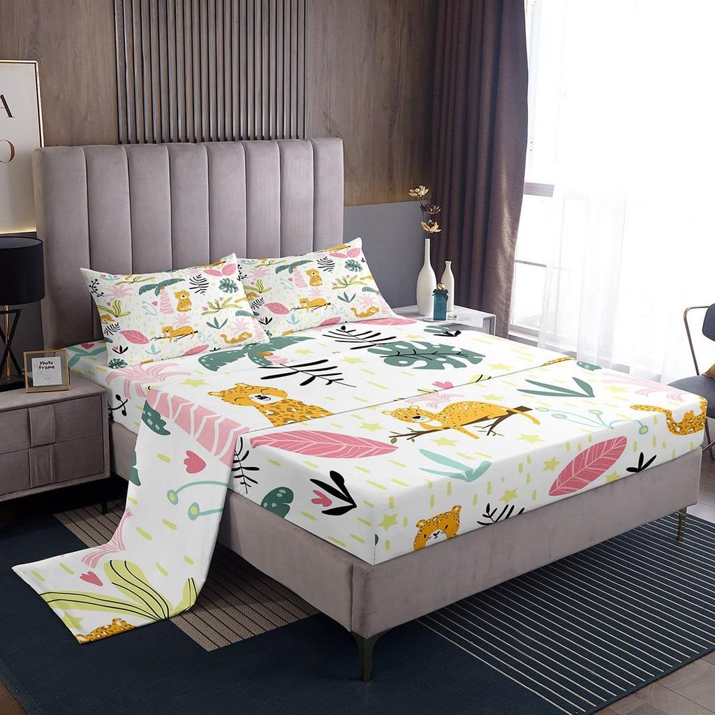 Cute cartoon animal pattern bed hat four-piece bedding set bedroom dormitory bedding decoration