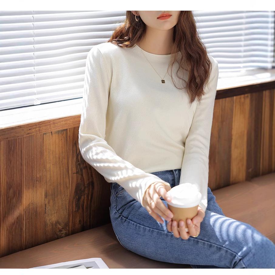 

Crewneck Top, Long Sleeve, Full-shoulder Knit Top, Brushed Base Layer, Mix and Match, White Simple One size абрикосовий
