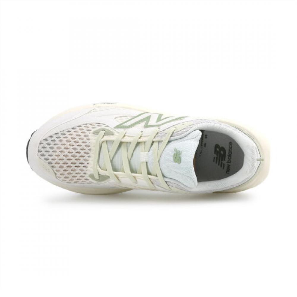 New Balance Utrnaf Fresh Foam Running Shoes