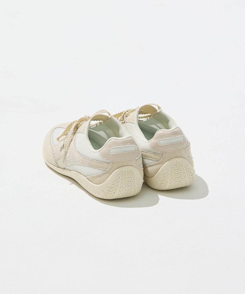 Clcl Nudge Lace-Up Sneakers - Beige