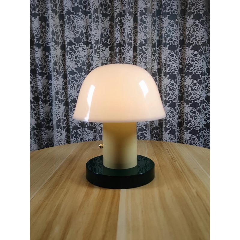 Cordless Mushroom Table Lamp Rechargeable Battery Operated Small Mushroom Night Light for Bedroom Living Room Restaurant Outdoor