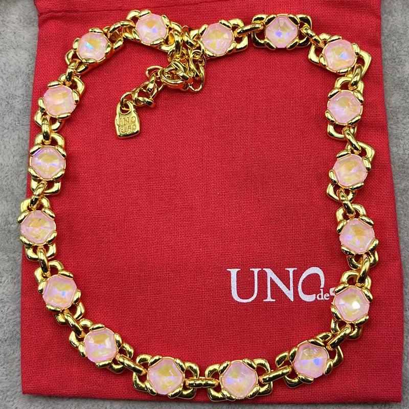 UNO de 50 2024 Women s Exquisite Gemstone Necklace - Romantic Charm Jewelry Gift 40 cm